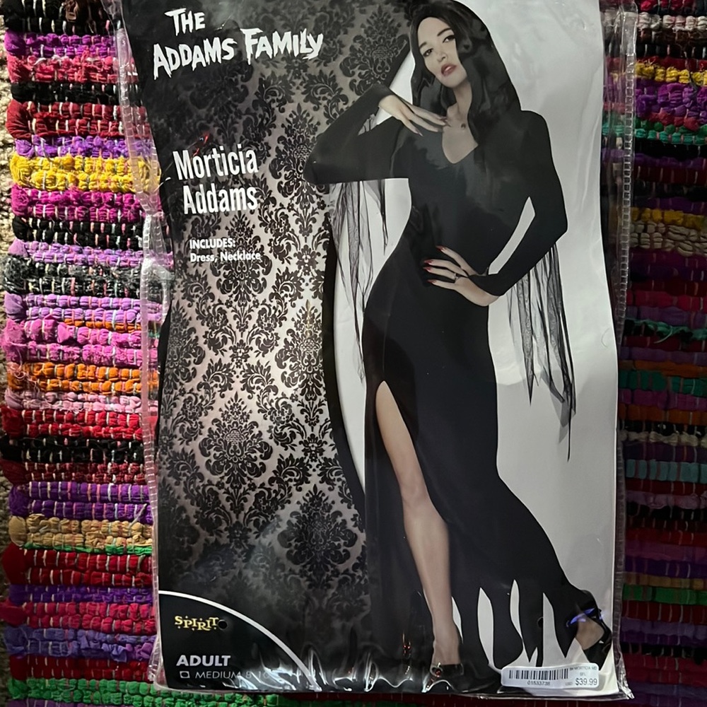 Morticia Addams costume